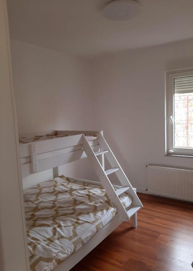 Apartman Eva Zagreb Apartamento Exterior foto